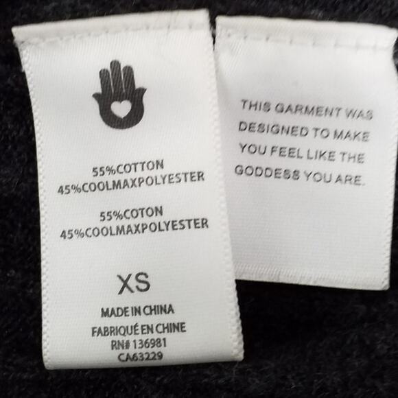 Spiritual Gangster Womens Size XS Button Front Vneck Long Sleeve Cardigan Gray - Picture 4 of 8